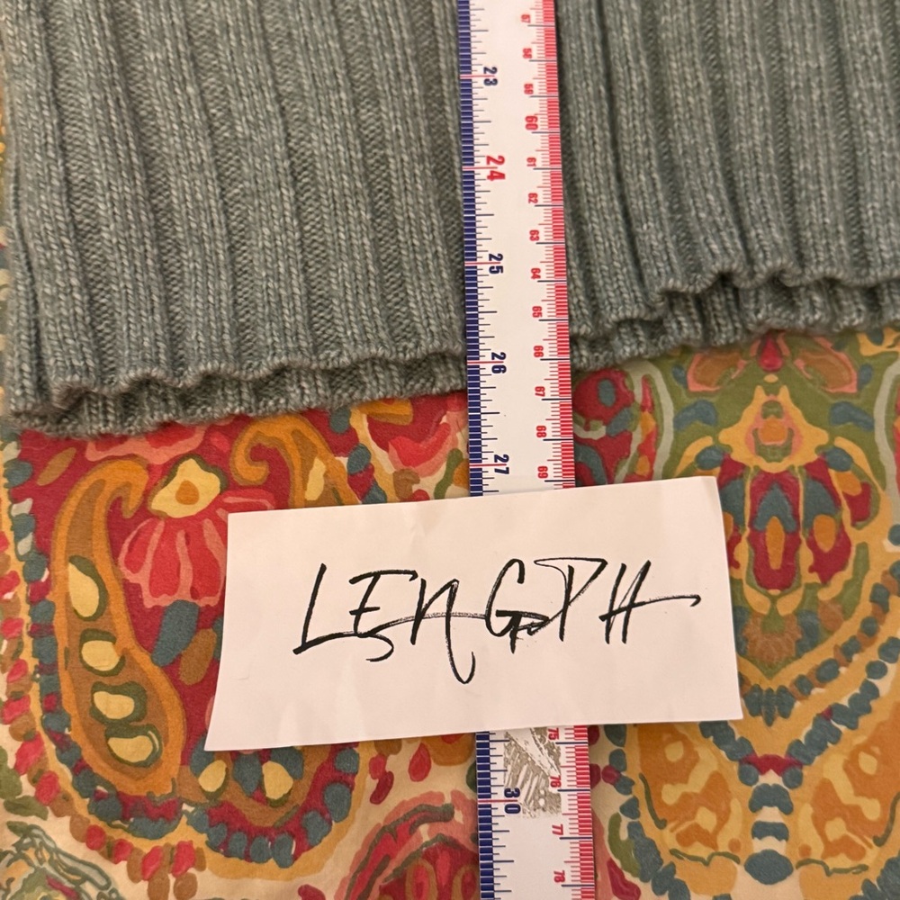 Banana republic sweater - Picture 6 of 6